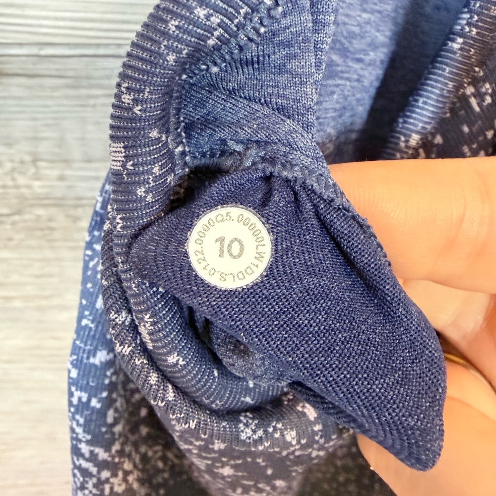 Lululemon Ebb to Street Tank Top *Size 10 *Blue Speckled Space Dye - Picture 2 of 5